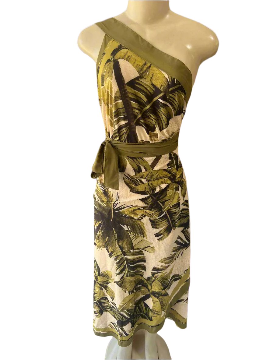 palm tree paro sarong skirt wrapped around